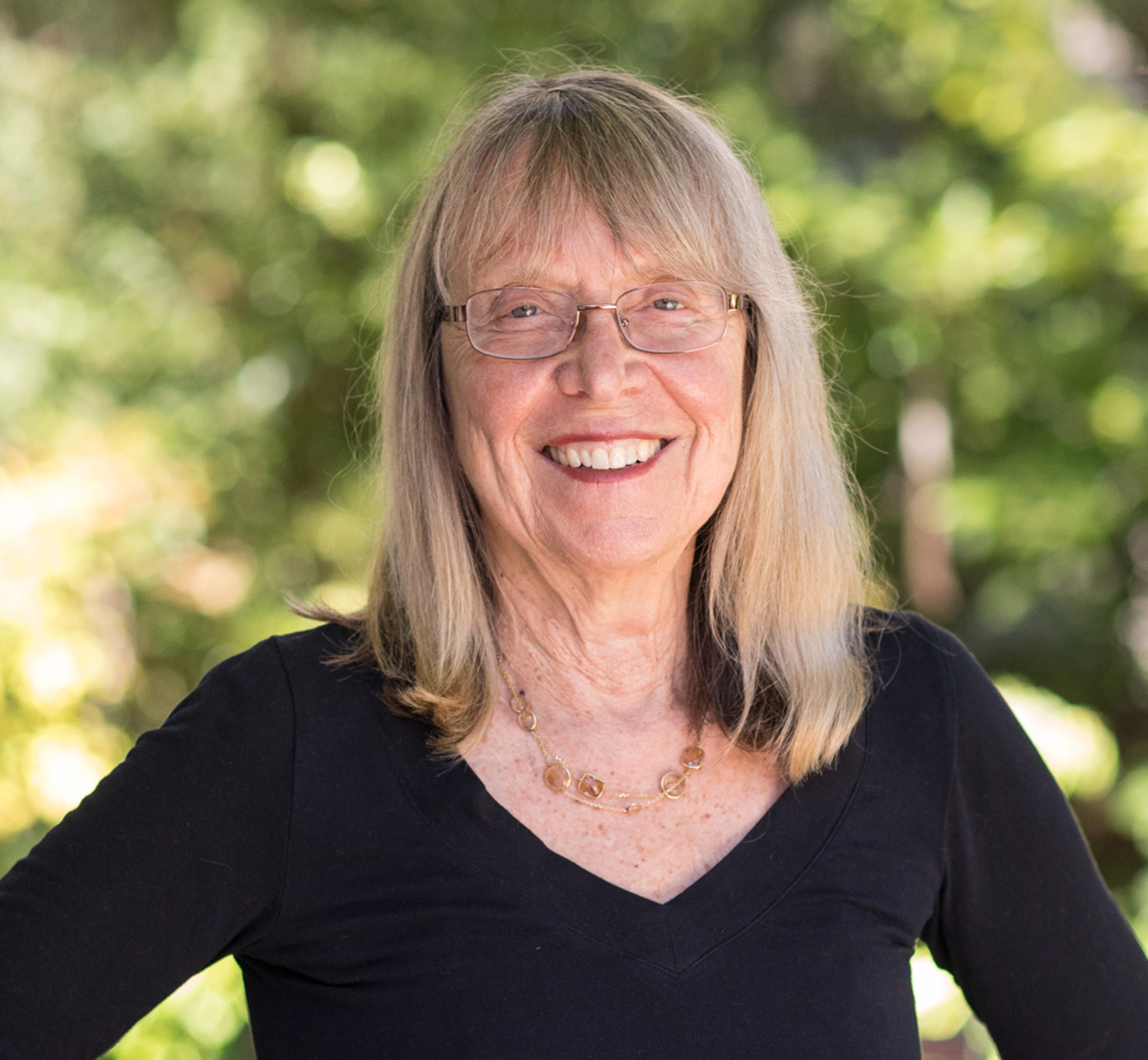 Esther Wojcicki headshot