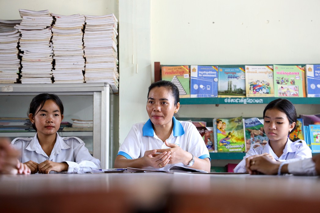 A teacher advising students